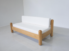 Mid Century Modern Italian Sofa Wood and White boucle Fabric 1970s - 3338692
