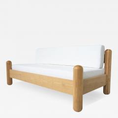 Mid Century Modern Italian Sofa Wood and White boucle Fabric 1970s - 3341386