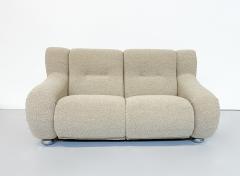 Mid Century Modern Italian Sofa in Beige Boucle - 3245636