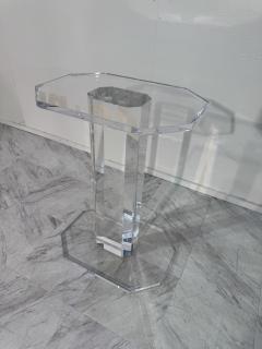 Mid Century Modern Lucite Pedestal Side Table - 4300961