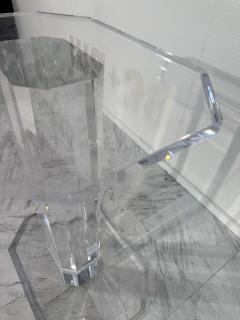 Mid Century Modern Lucite Pedestal Side Table - 4300962
