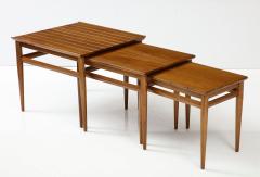 Mid Century Modern Nesting Tables By Heritage  - 2944051