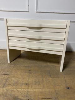 Mid Century Modern Off White Chest of Drawers - 3166786