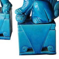 Mid Century Modern Pair Of Blue Glazed Porcelain Oriental Foo Dogs 50s - 908115