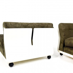 Mid Century Modern Pair of Amanta Armchairs by Mario Bellini 1960s - 4409858