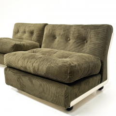 Mid Century Modern Pair of Amanta Armchairs by Mario Bellini 1960s - 4409861