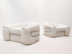 Mid Century Modern Pair of White Boucle Armchairs - 2507996