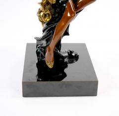 Mid Century Modern Patinated Bronze Figural Sculpture of a Reclining Lady - 4085458