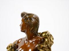 Mid Century Modern Patinated Bronze Figural Sculpture of a Reclining Lady - 4085463