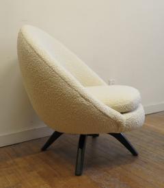 Mid Century Modern Pod Egg Swivel Chair - 2810616