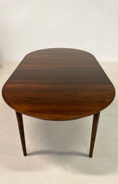 Mid Century Modern Round Extendable Dining Table - 3039253