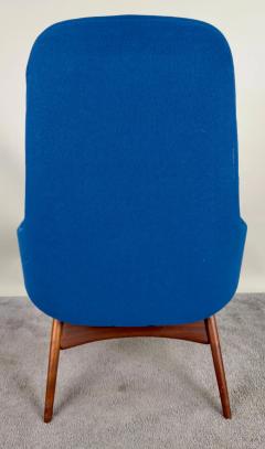 Mid Century Modern Scandinavian Walnut Barrel Armchair in Blue Upholstery - 3494000