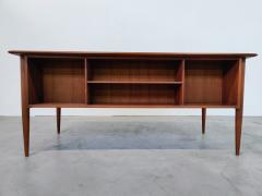 Mid Century Modern Scandinavian Wooden Desk - 2964395