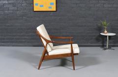 Mid Century Modern Sculpted Elm Tweed Lounge Chair - 4592854