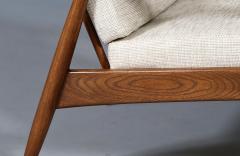 Mid Century Modern Sculpted Elm Tweed Lounge Chair - 4592859