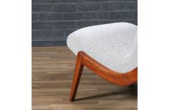 Mid Century Modern Sculpted Slipper Chair - 4253301
