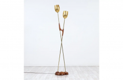 Mid Century Modern Sculpted Walnut Brass Torchier Floor Lamp - 2666360