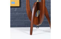 Mid Century Modern Sculptural Table Lamp by R J Manufacturing - 4470258