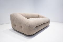 Mid Century Modern Sofa in Beige Boucle - 2906021