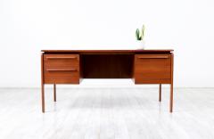 Mid Century Modern Teak Desk - 3104941