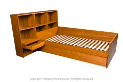 Mid Century Modern Teak Single Twin Size Trundle Bookcase Headboard Bed - 3033204