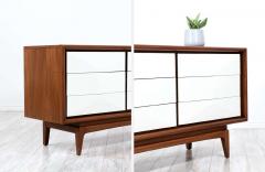 Mid Century Modern Two Toned Lacquered Walnut Dresser by United Furniture - 2319992