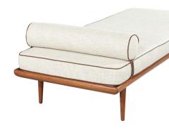 Mid Century Modern Upholstered Daybed Lounger - 3906766