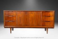 Mid Century Modern Walnut Dresser Sideboard - 3991938