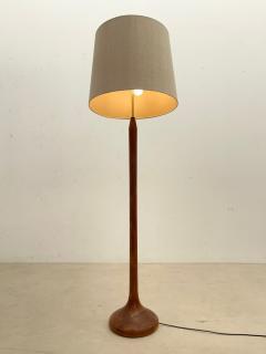 Mid Century Modern Wooden Floor Lamp - 2570424