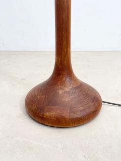 Mid Century Modern Wooden Floor Lamp - 2570428