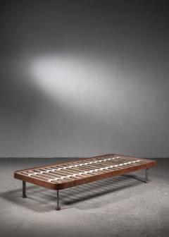Mid Century Modern daybed - 4491005
