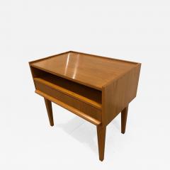 Mid Century Modern side cabinet - 1006327