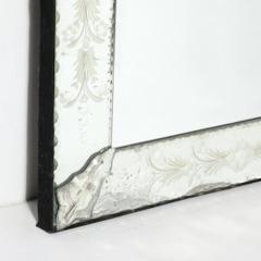 Mid Century Reversed Etched Venetian Glass Mirror with Chain Beveled Detailing - 4489669