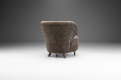 Mid Century Scandinavian Lounge Chair in Sheepskin Scandinavia ca 1950s - 2383771