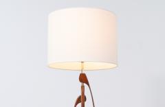 Mid Century Sculpted Walnut Table Lamp with Brass Accent - 3116711