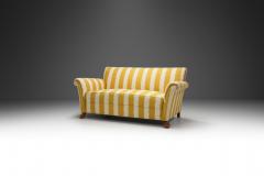 Mid Century Sofa with Stained Birch Feet Europe Mid 20th century - 3663412