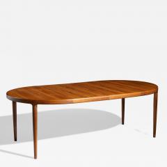 Mid Century Teak Dining Table with 2 Leaves - 4447775