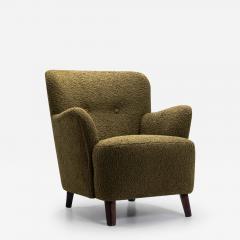 Mid Century Upholstered Olive Green Armchair Europe Mid 20th Century - 3637121