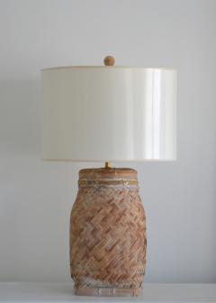 Mid Century Woven Rattan Lamp - 1546448