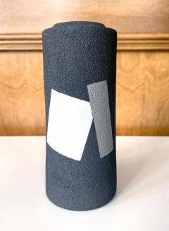 Mihara Ken Japanese Ceramic Vase with Tomobako Early Work by Mihara Ken - 4730593