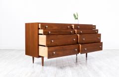 Milo Baughman California Modern Walnut Dresser with Tulip Style Pulls by Milo Baughman - 3213178
