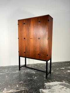Milo Baughman Milo Baughman Cabinet in Walnut and Black Lacquer for Directional - 3626794