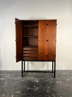 Milo Baughman Milo Baughman Cabinet in Walnut and Black Lacquer for Directional - 3626795