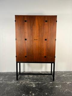 Milo Baughman Milo Baughman Cabinet in Walnut and Black Lacquer for Directional - 3626818