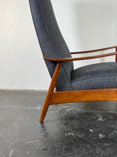 Milo Baughman Milo Baughman Recliner 74 by Thayer Coggin - 4117092