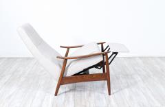 Milo Baughman Milo Baughman Sculpted Walnut Reclining Chair for Thayer Coggin - 2937392