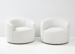 Milo Baughman Milo Baughman Swivel Chairs - 2529260