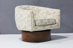 Milo Baughman Milo Baughman Swivel Tub Chair with Rosewood Base - 2957768