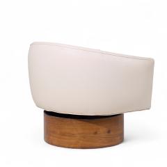 Milo Baughman Milo Baughman for Thayer Coggin Mid Century Rosewood Swivel Lounge Chair - 4220558