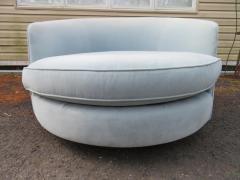 Milo Baughman Oversized Milo Baughman Circular Swivel Lounge Chair Thayer Coggin - 3031674